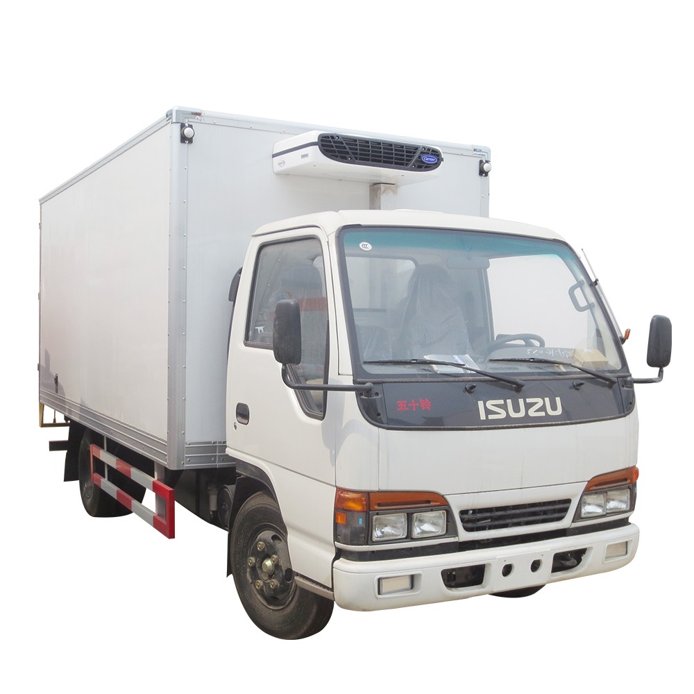 Xe tải đông lạnh 6 bánh 2 tấn
